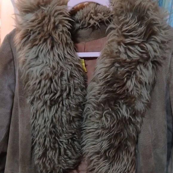 Penny Lane Coat - Picture 3 of 4